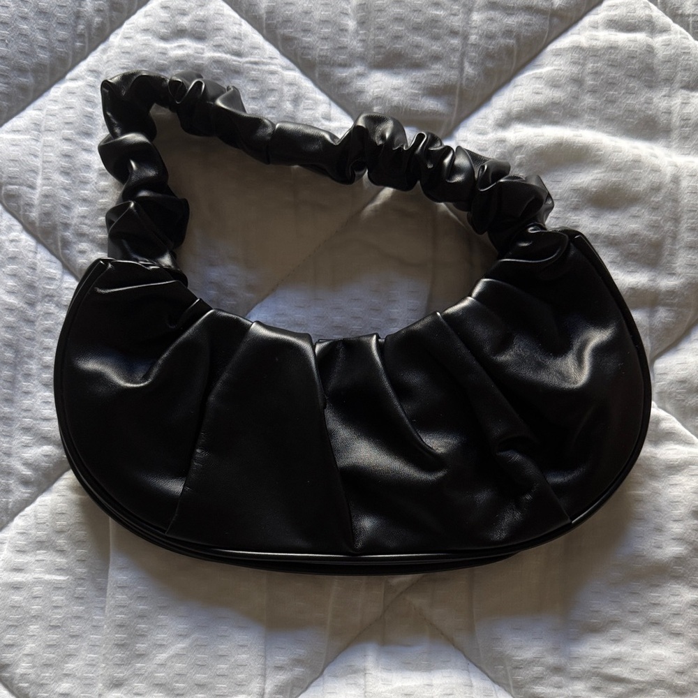 Elegant Black Women's Bag